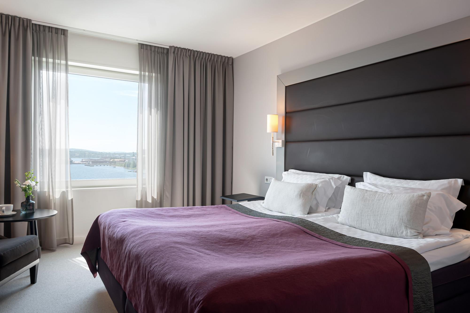 Elite Plaza Oernskoeldsvik Hotel Exterior foto