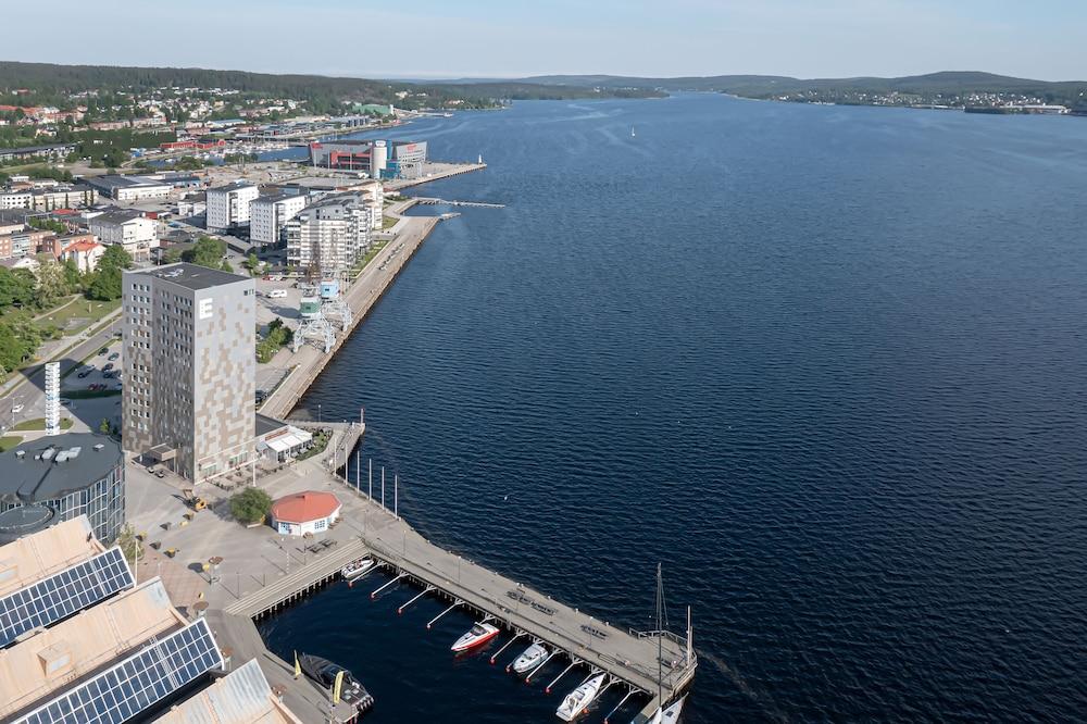 Elite Plaza Oernskoeldsvik Hotel Exterior foto